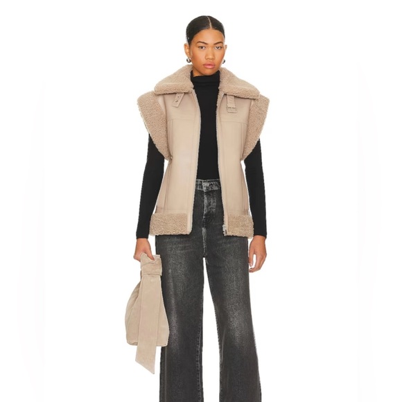 APPARIS Jay faux shearling vest in taupe S - Picture 6 of 8